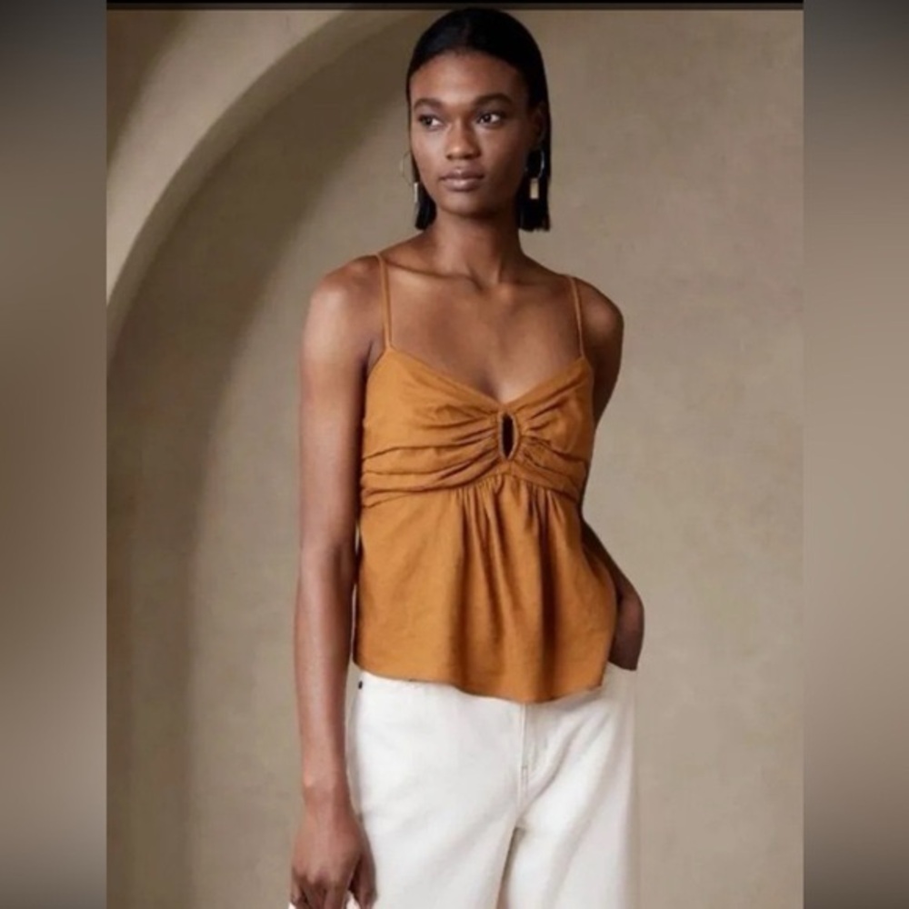 Women's Brown Sleeveless Top